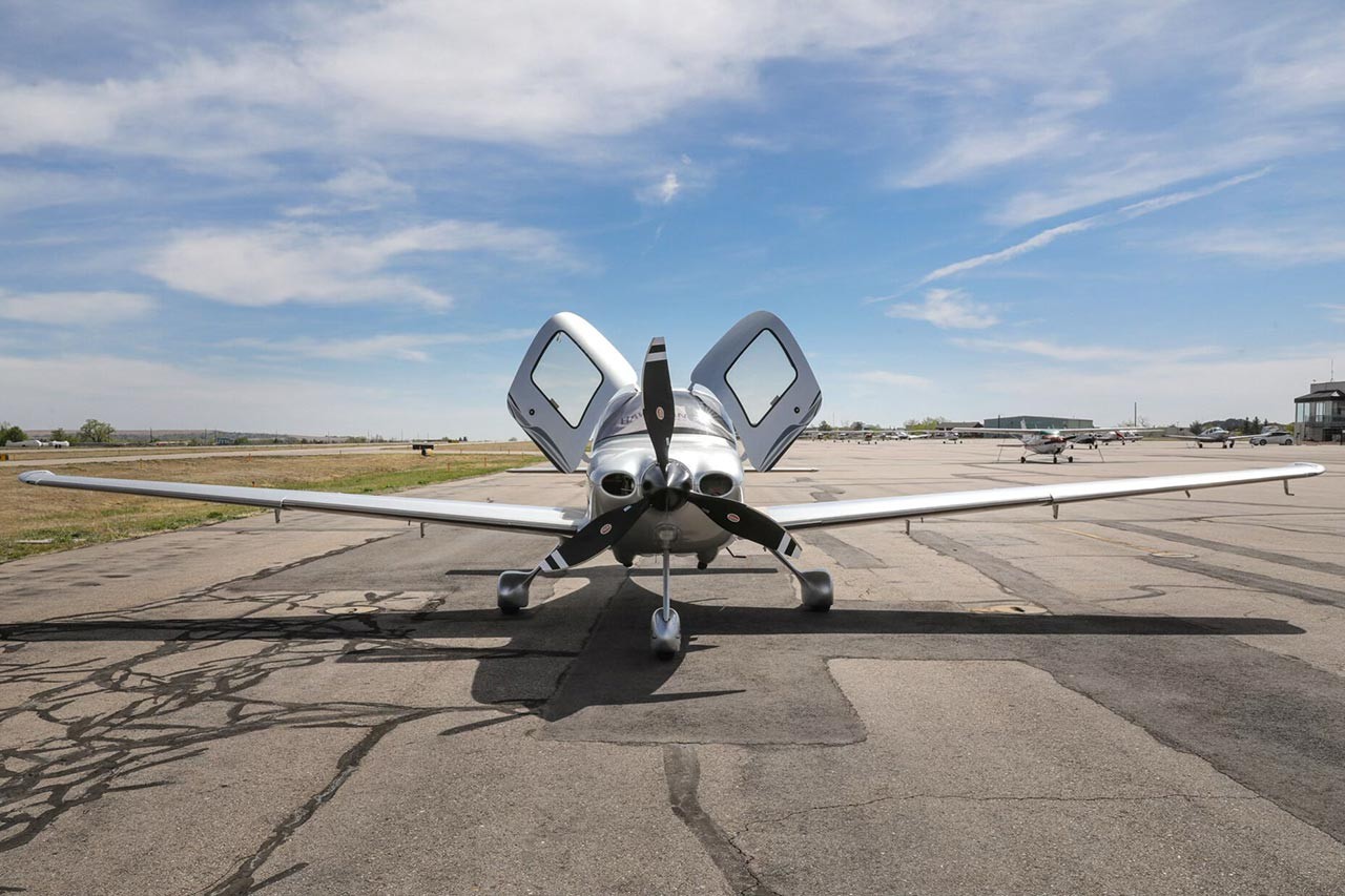 2007 Cirrus SR22 — photo 4