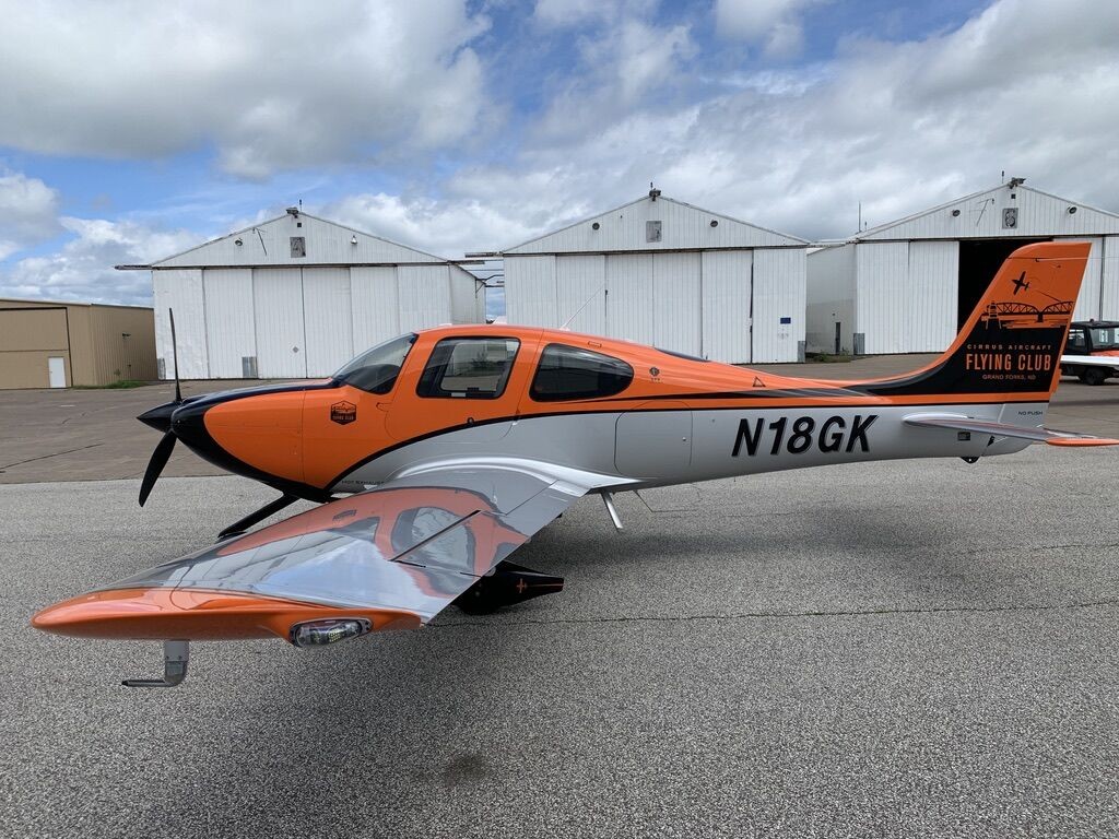 2013 Cirrus SR20-G3 — photo 1