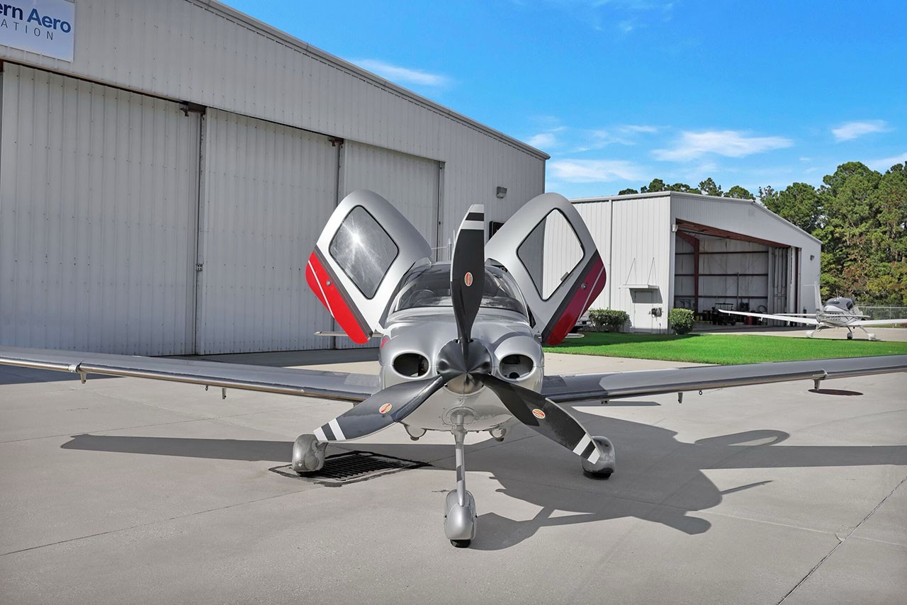 2013 Cirrus SR22T-G5 — photo 3