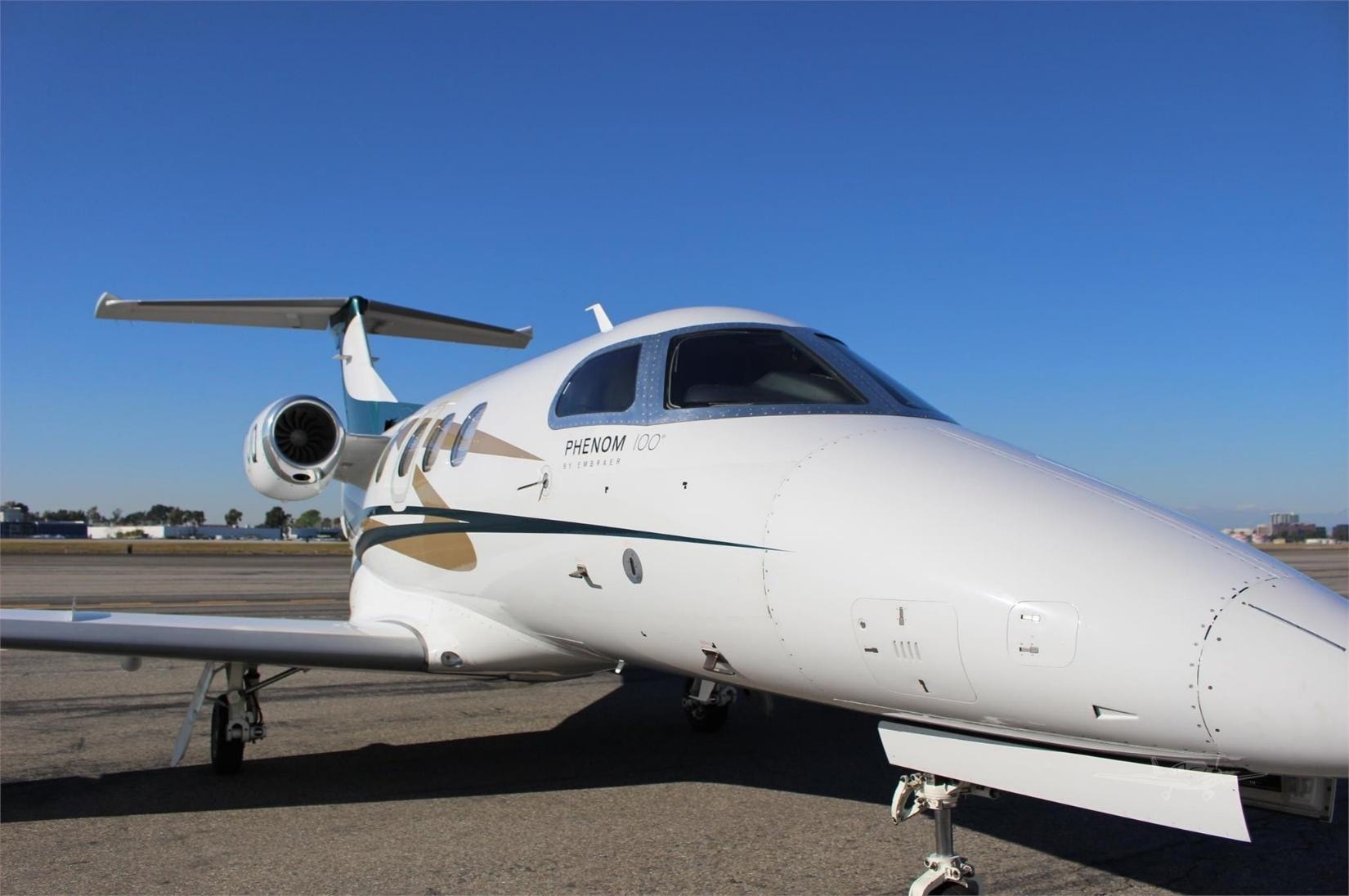 2009 Embraer Phenom 100 — photo 2