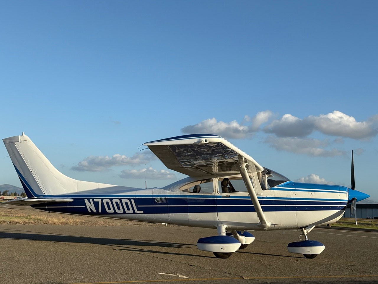 1981 Cessna 182T — photo 3
