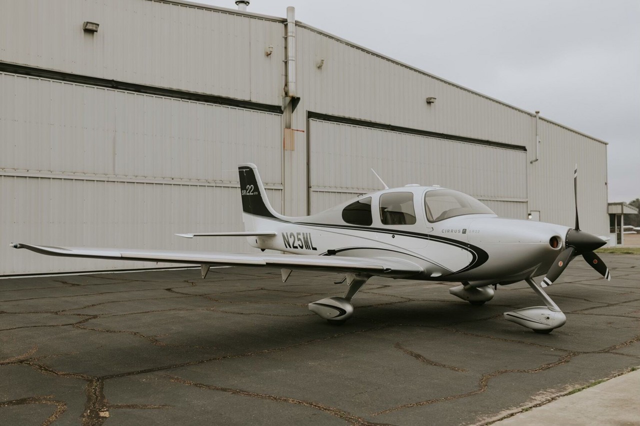 2005 Cirrus SR22-G2 — photo 4