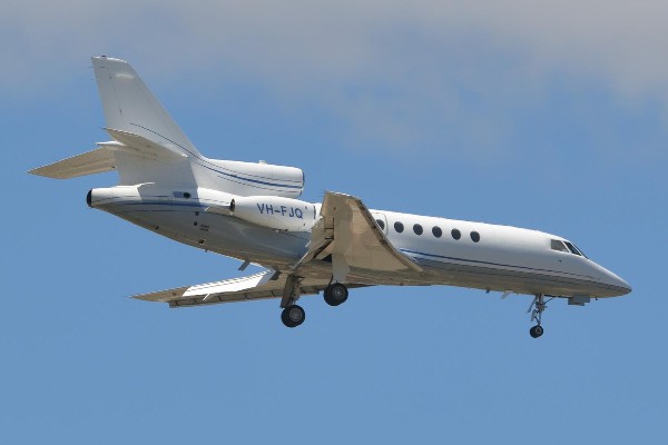 1995 Falcon Falcon 50 — photo 2