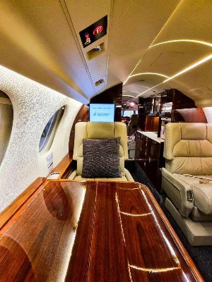 1995 Falcon Falcon 50 — photo 5