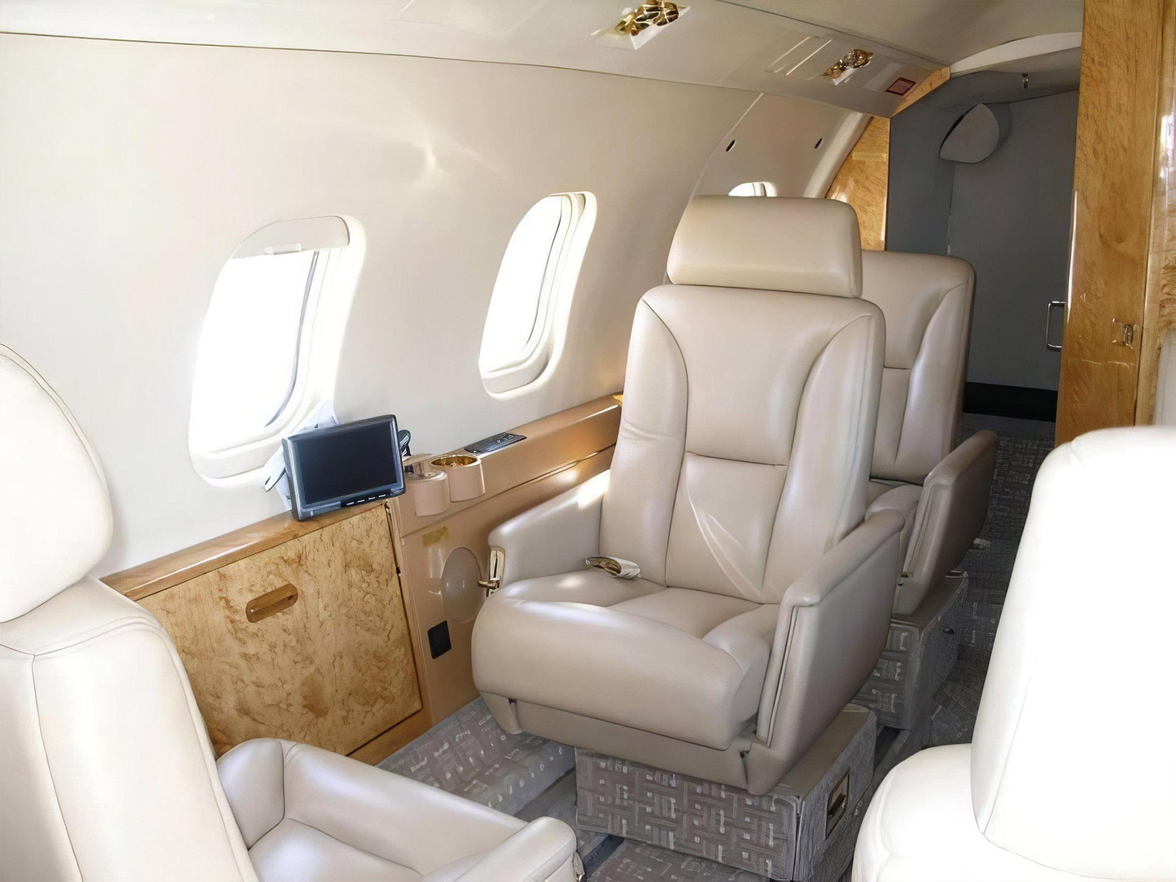 1982 Learjet 55 — photo 4