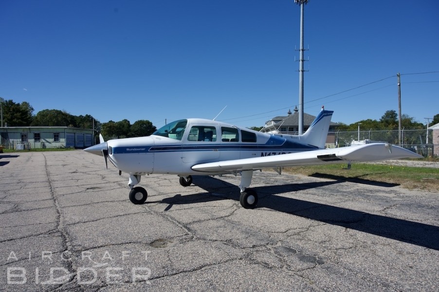 1981 Beechcraft Beech Sundowner C-23, photo 1