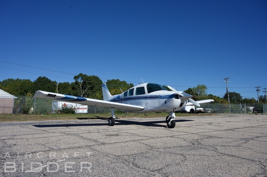 1981 BEECHCRAFT C23 SUNDOWNER 180 3