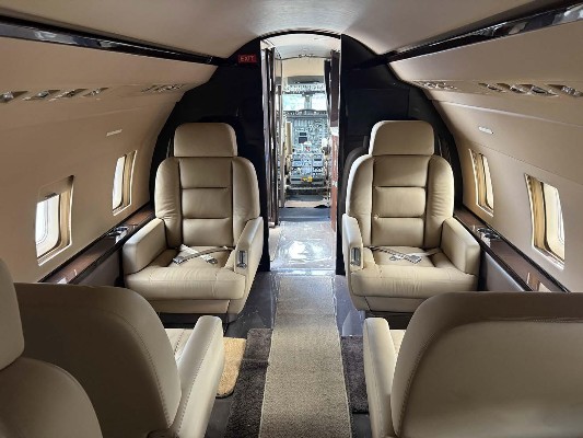1989 Bombardier Challenger 601-3A — photo 5