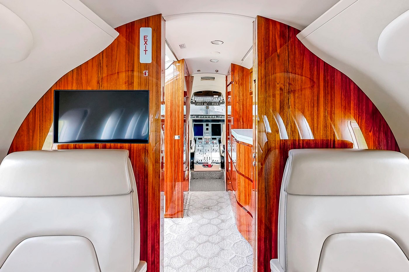 2019 Bombardier Challenger 650 — photo 4