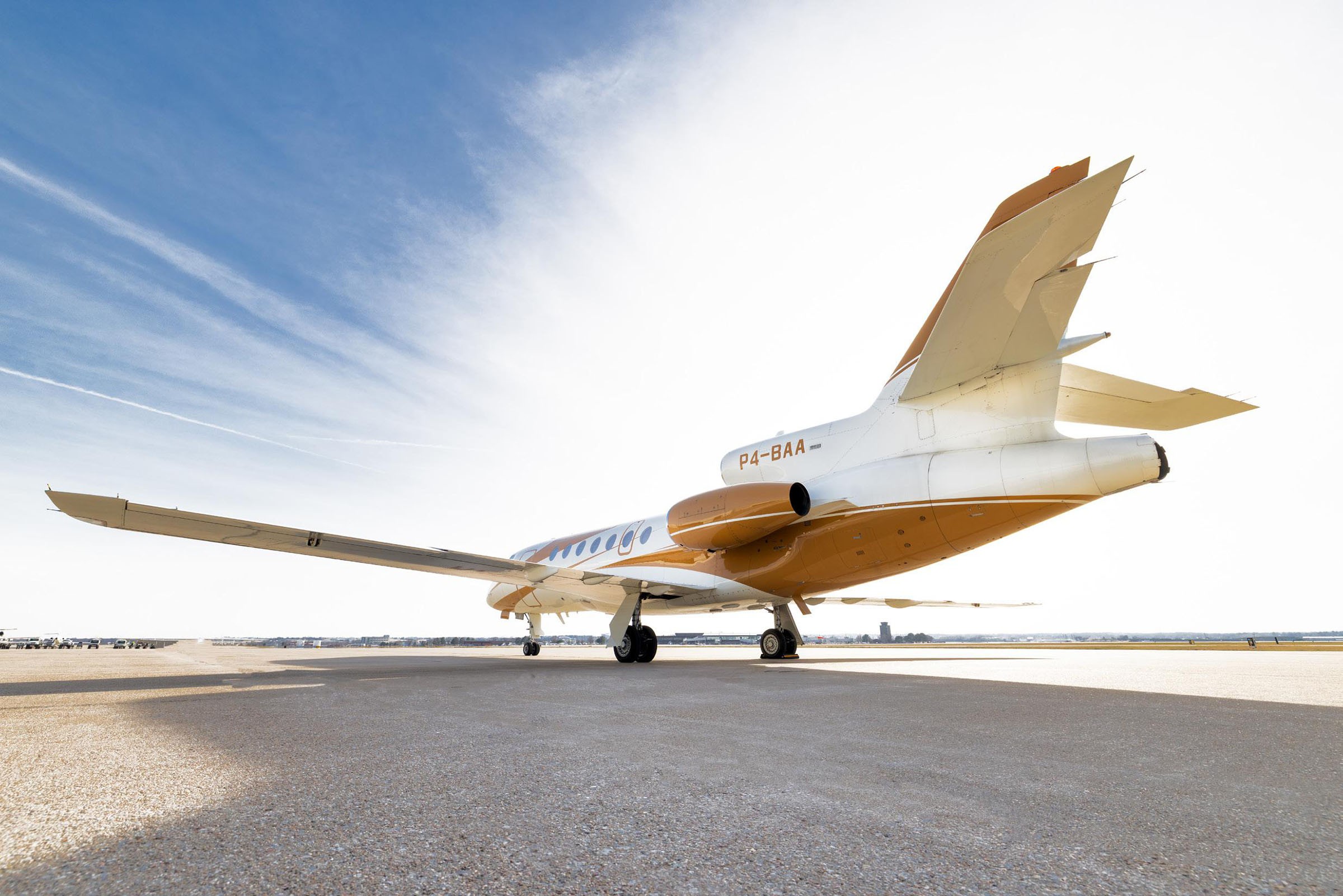 2002 Falcon 50 — photo 4