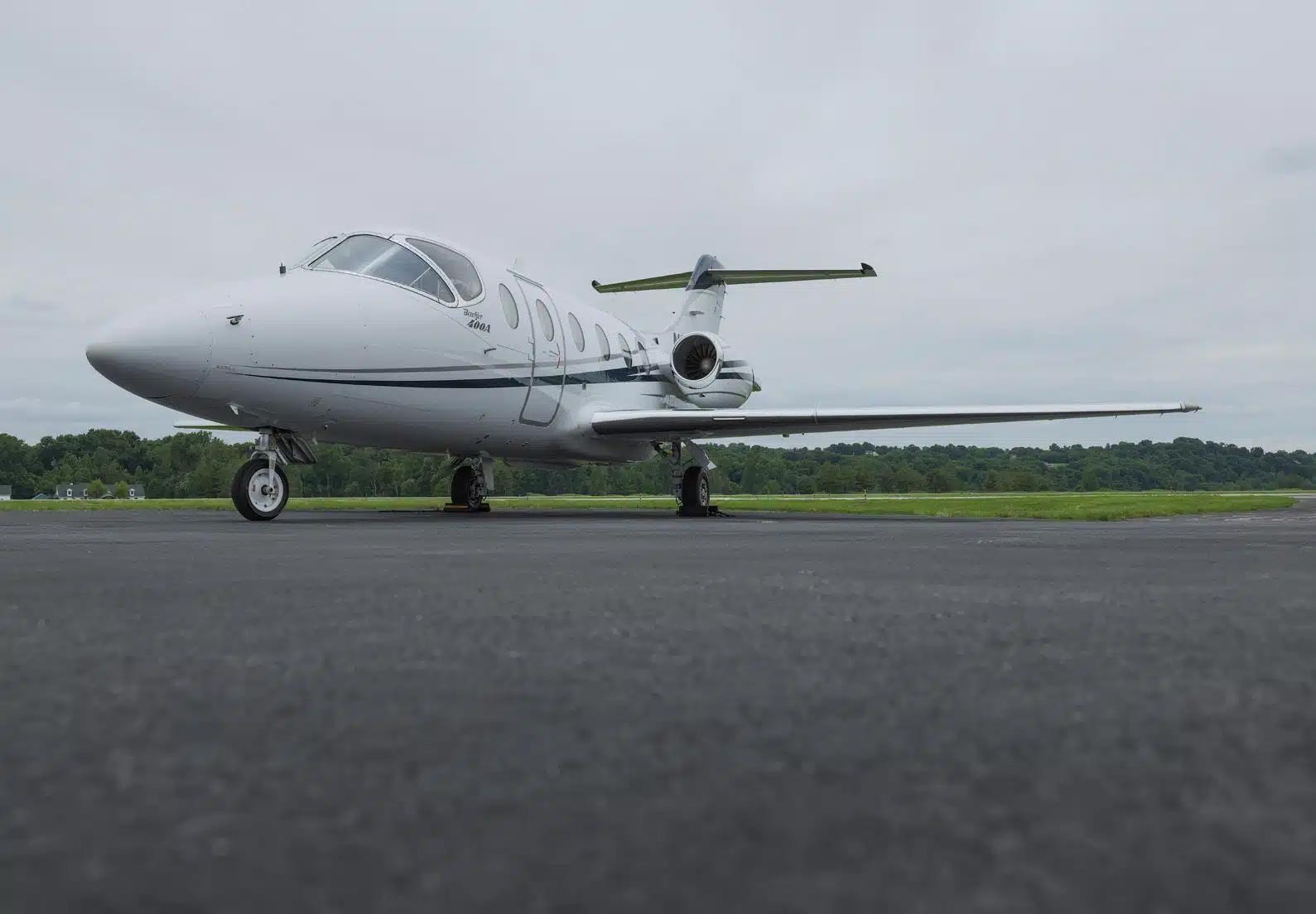 2000 Beech Beechjet 400A — photo 2