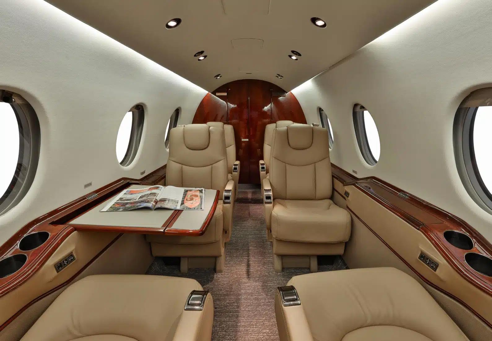 2000 Beech Beechjet 400A — photo 3
