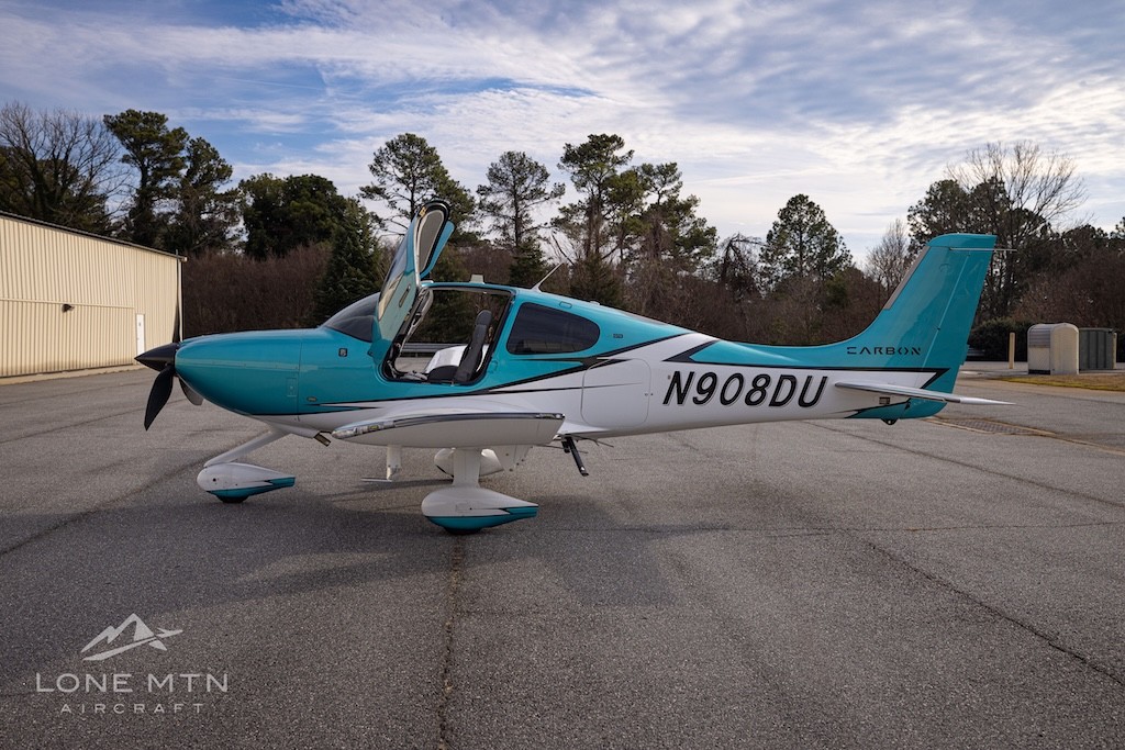 2023 Cirrus SR22-G6 — photo 2