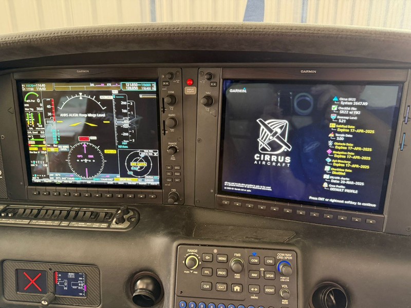 2021 Cirrus SR22-G6 GTS (LV-JVU), photo 18