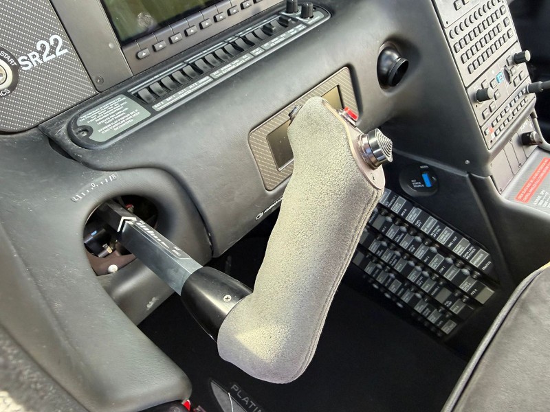 2021 Cirrus SR22-G6 GTS (LV-JVU), photo 19