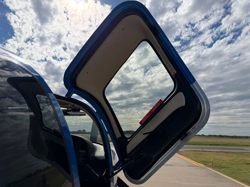 2021 Cirrus SR22-G6 GTS (LV-JVU), photo 7