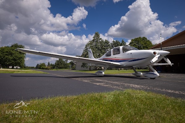 2005 Cirrus SR22-G2 — photo 1
