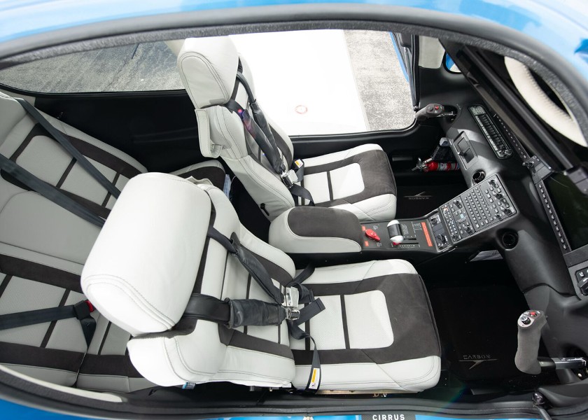 2021 Cirrus SR22-G6 GTS (N289WM), photo 9