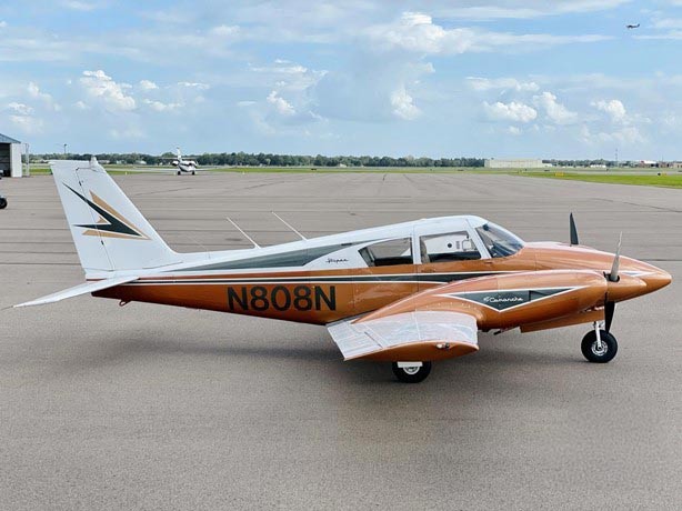 1964 Piper Twin Comanche PA-30 — photo 4