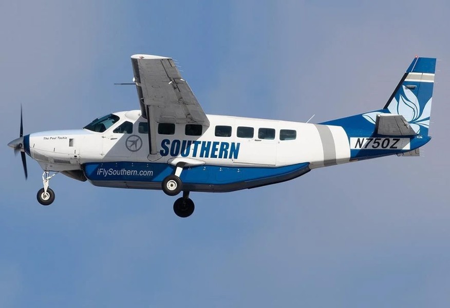 2004 Cessna Caravan 208B Grand, photo 1