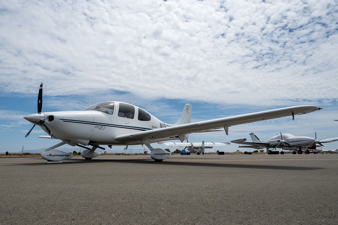 2003 Cirrus SR20 — photo 2