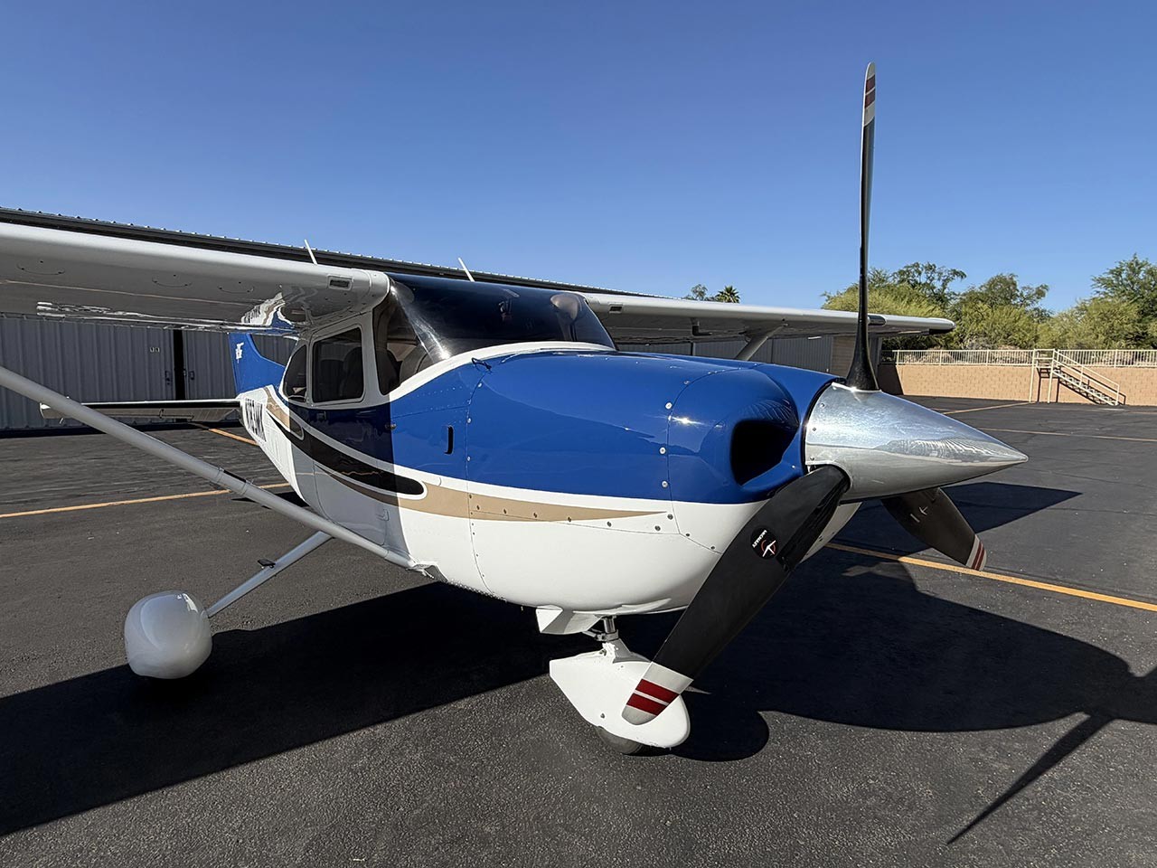 2004 Cessna 182T — photo 3