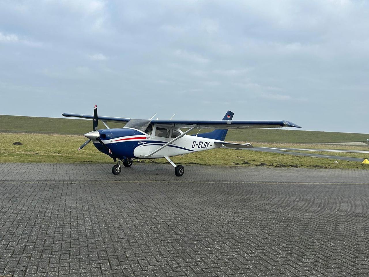 2011 Cessna 182T
