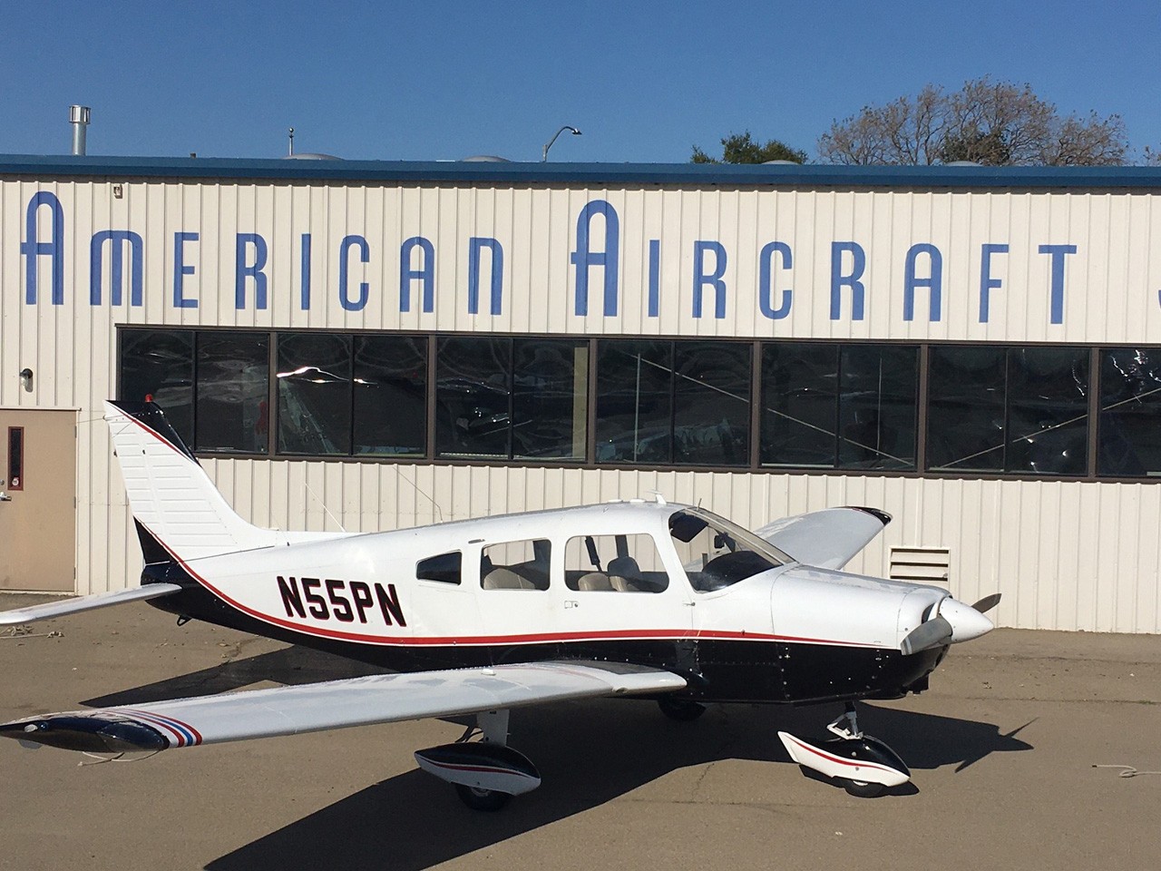 1974 Piper Warrior — photo 1