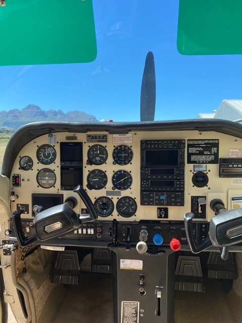 1977 Cessna 177RG Cardinal 5