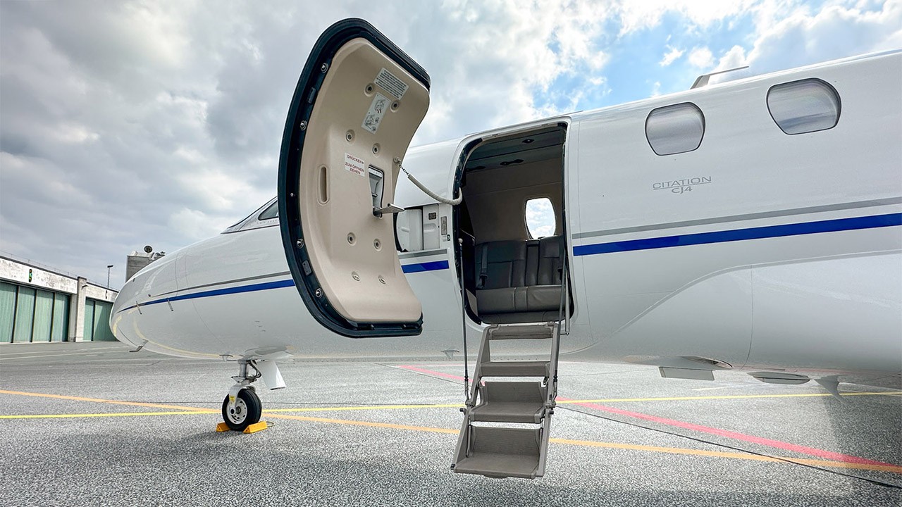 2013 Cessna Citation CJ4 — photo 3