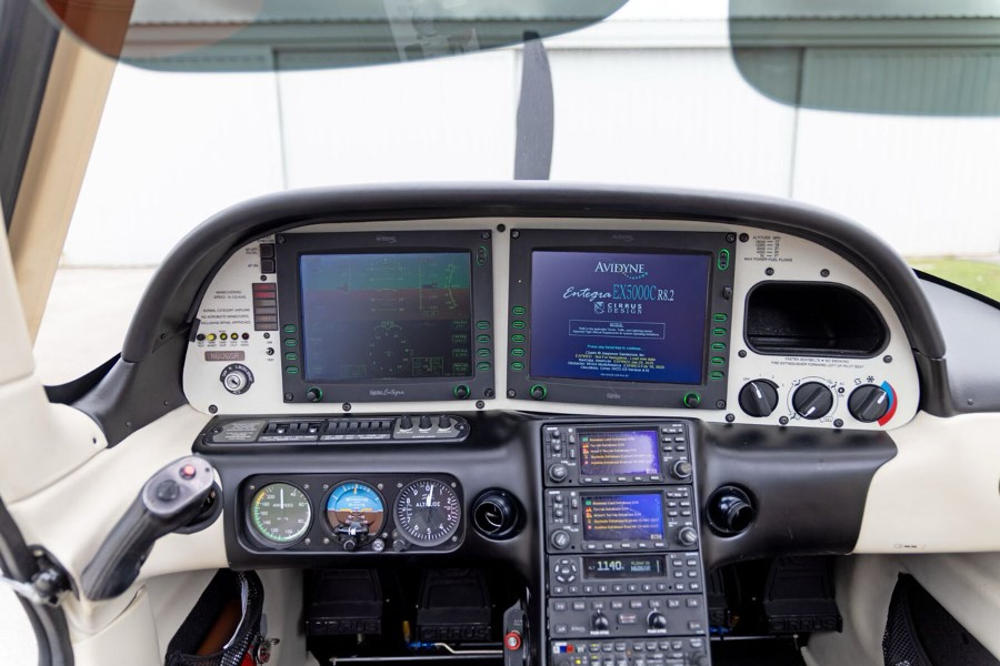 2007 Cirrus SR22-G3 GTS, photo 11