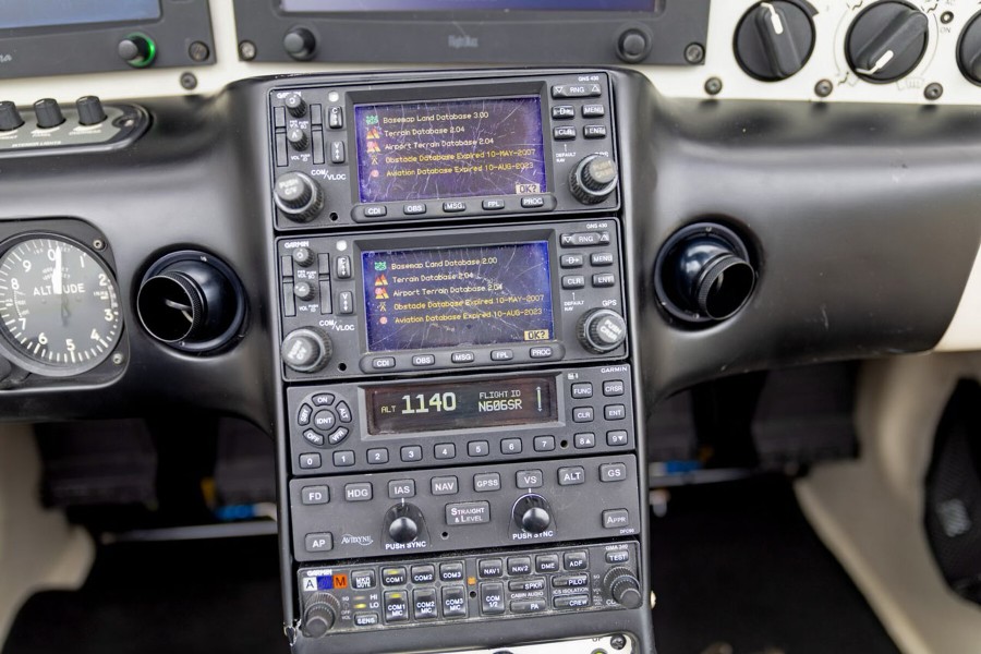 2007 Cirrus SR22-G3 GTS, photo 12