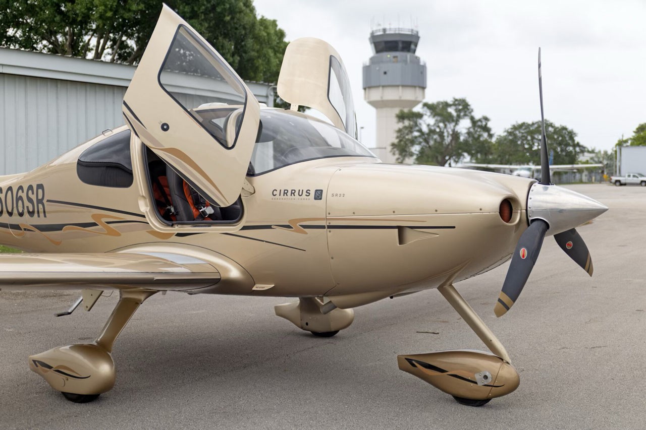 2007 Cirrus SR22-G3 — photo 4