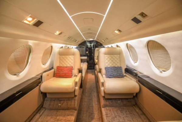 1989 Falcon Falcon 50 — photo 4