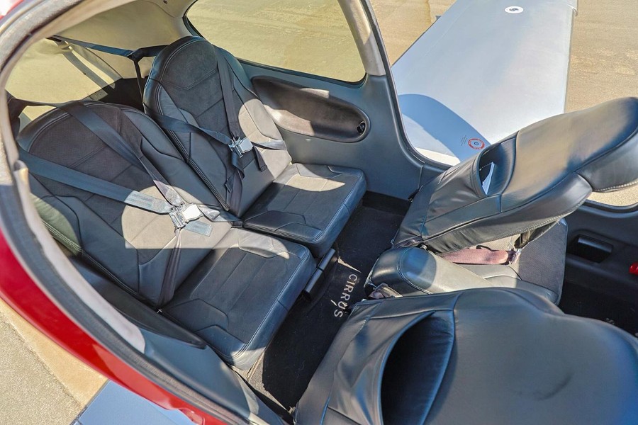 2007 Cirrus SR22-G3 Turbo (N762CR), photo 13