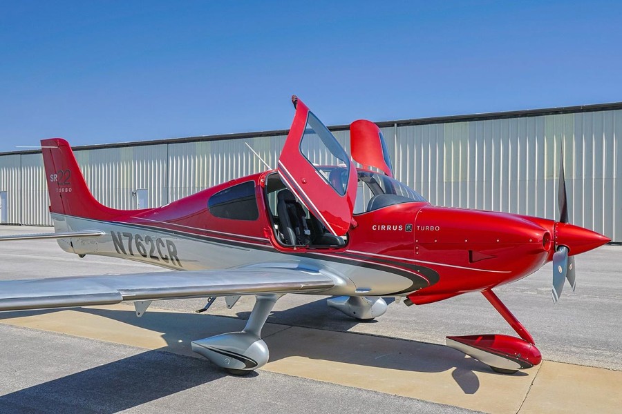 2007 Cirrus SR22-G3 Turbo (N762CR), photo 4