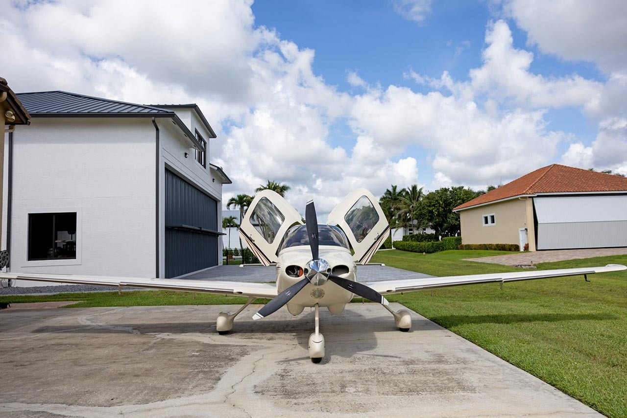 2003 Cirrus SR22 — photo 3