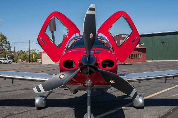 2025 Cirrus SR22T-G7 — photo 3