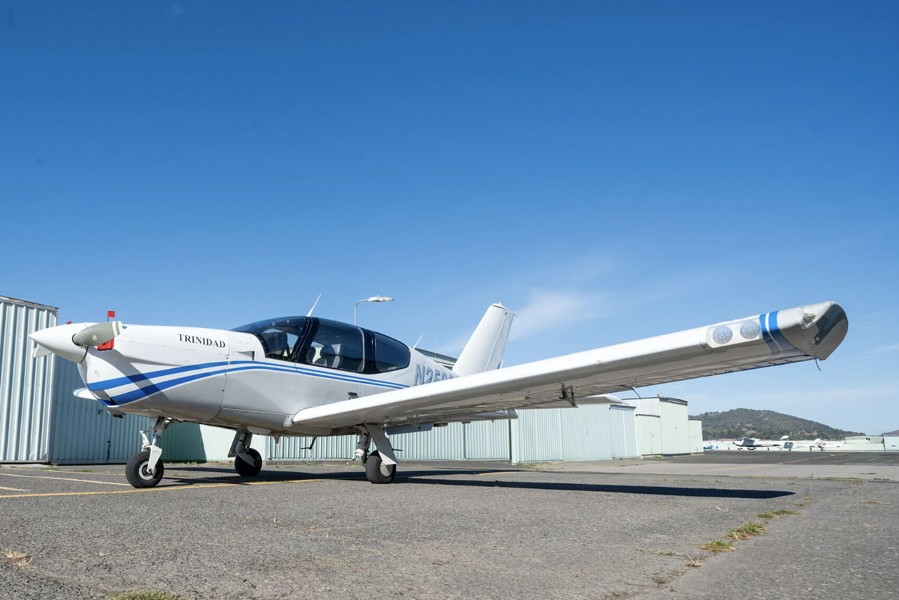 1990 Socata Trinidad TB-20, photo 2