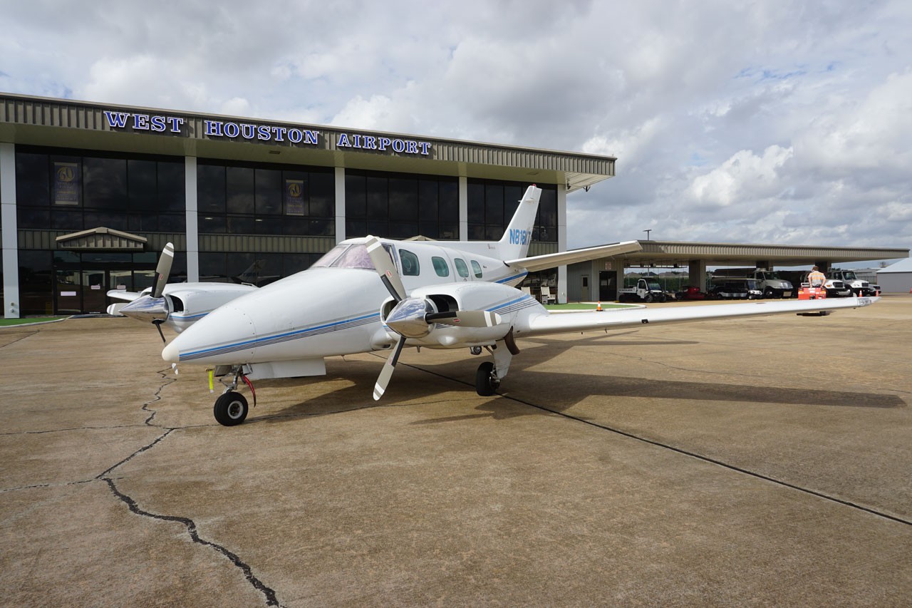 1979 Beech Duke B 60 — photo 2