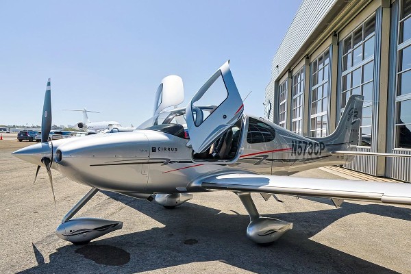 2008 Cirrus SR22-G3 — photo 2