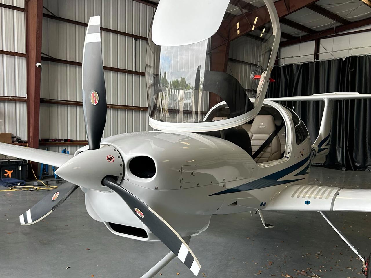 2024 Diamond DA40 — photo 2