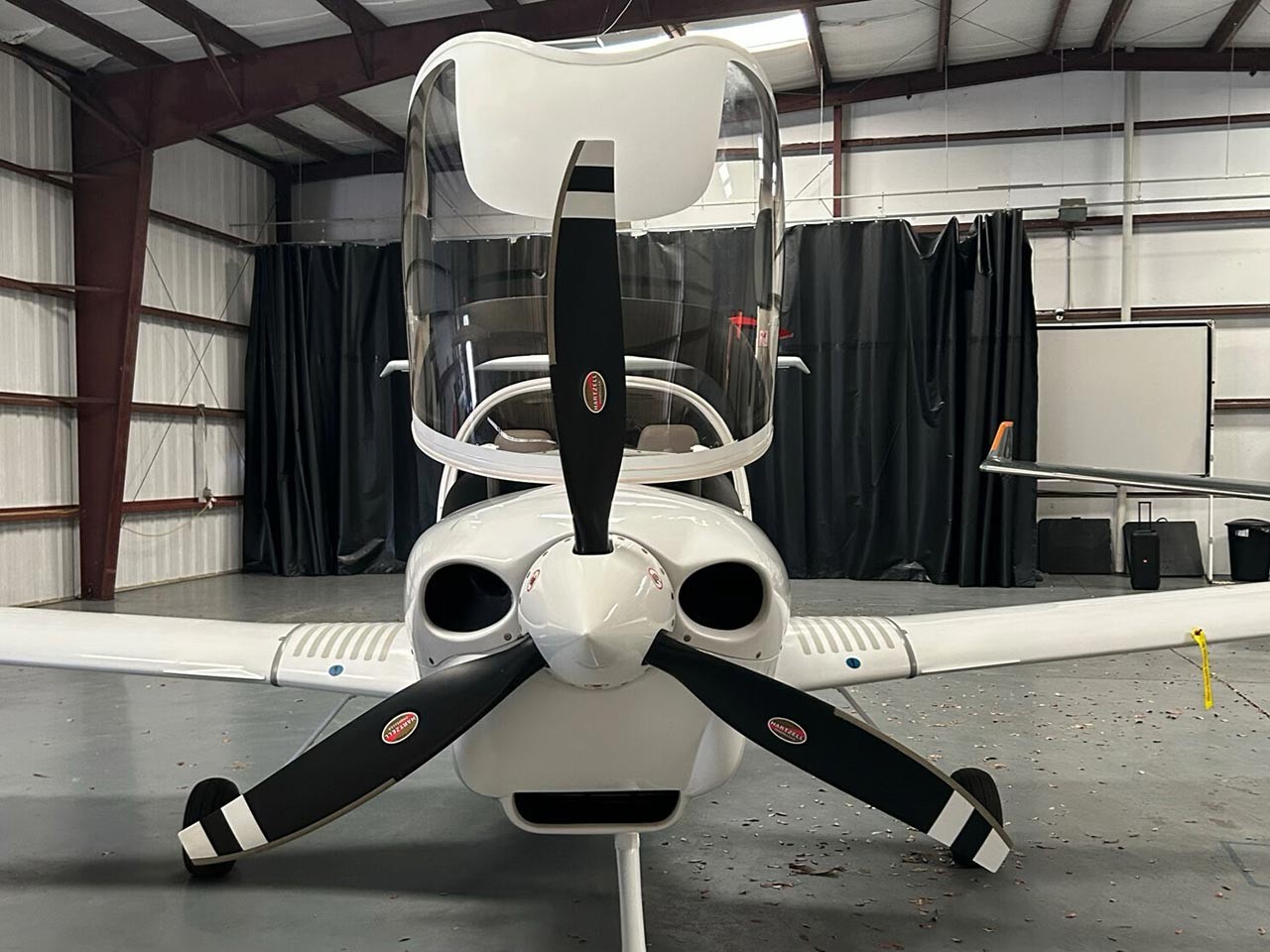 2024 Diamond DA40 — photo 3