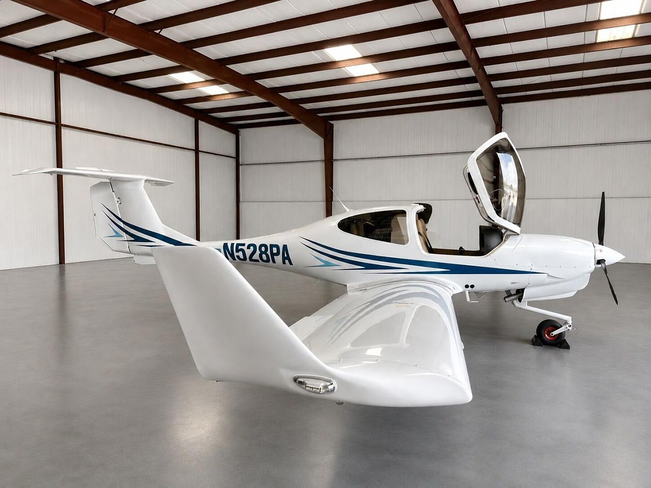2024 Diamond DA40 — photo 5