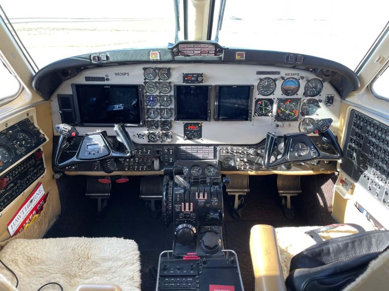 1982 Beechcraft Beech King Air B200, photo 12