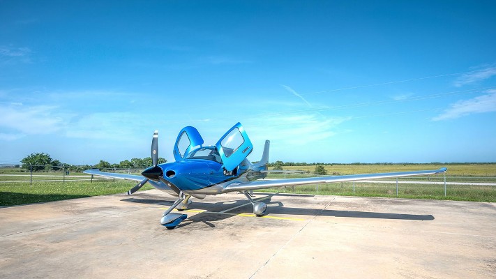 2024 Cirrus SR20 — photo 2