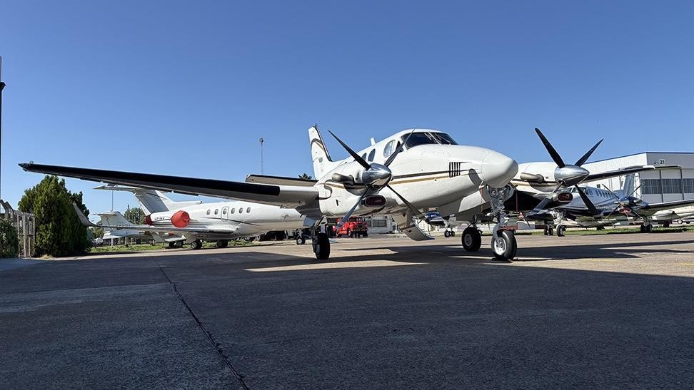 2005 Beech King Air C90B — photo 4