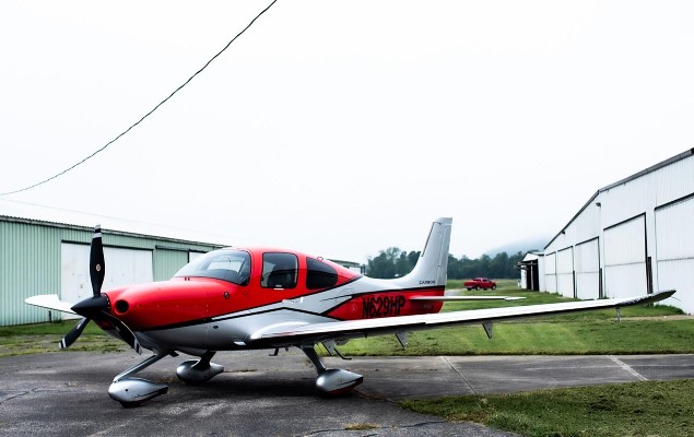 2017 Cirrus SR22T-G6 — photo 1