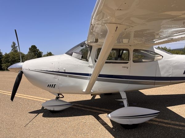 1966 Cessna 182J — photo 2