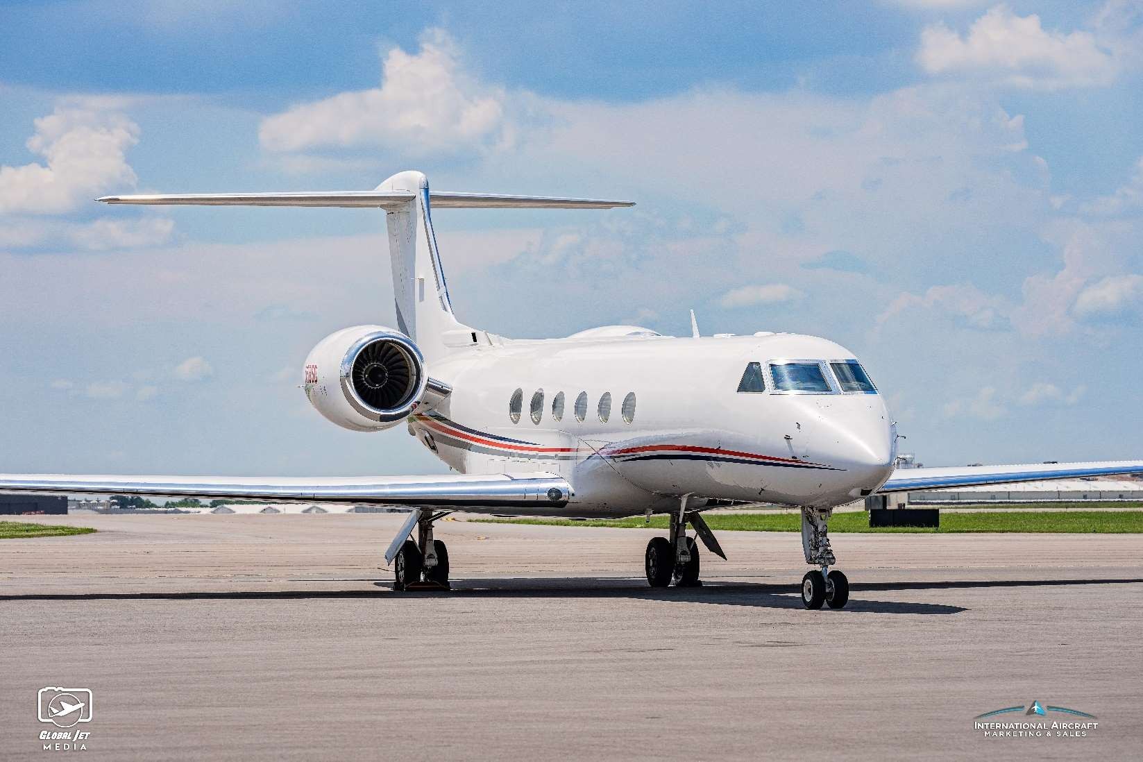 2000 Gulfstream G-V — photo 4